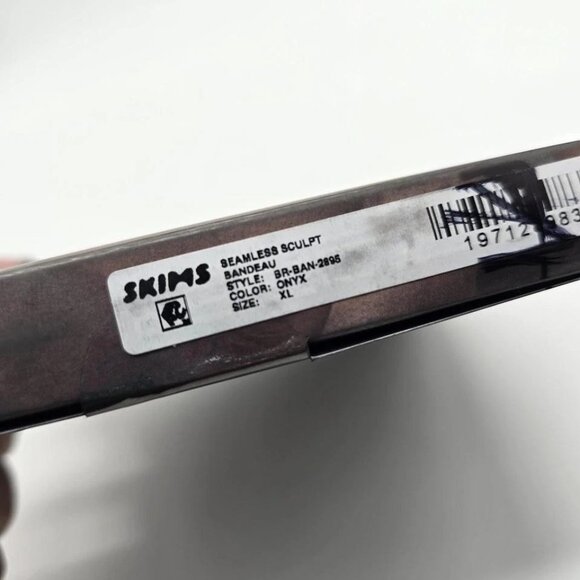 SKIMS Black Seamless Bandeau Bra XL - Picture 10 of 11